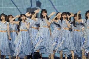 『乃木坂46 14th YEAR BIRTHDAY LIVE』DAY2公式レポート!梅澤美波と菅原咲月熱い抱擁3