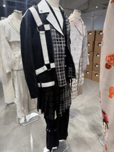 Kis-My-Ft2池袋PARCO衣装展『The Couture』前期衣装の一部解説！バックショットも掲載25