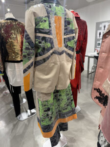 Kis-My-Ft2池袋PARCO衣装展『The Couture』前期衣装の一部解説！バックショットも掲載12