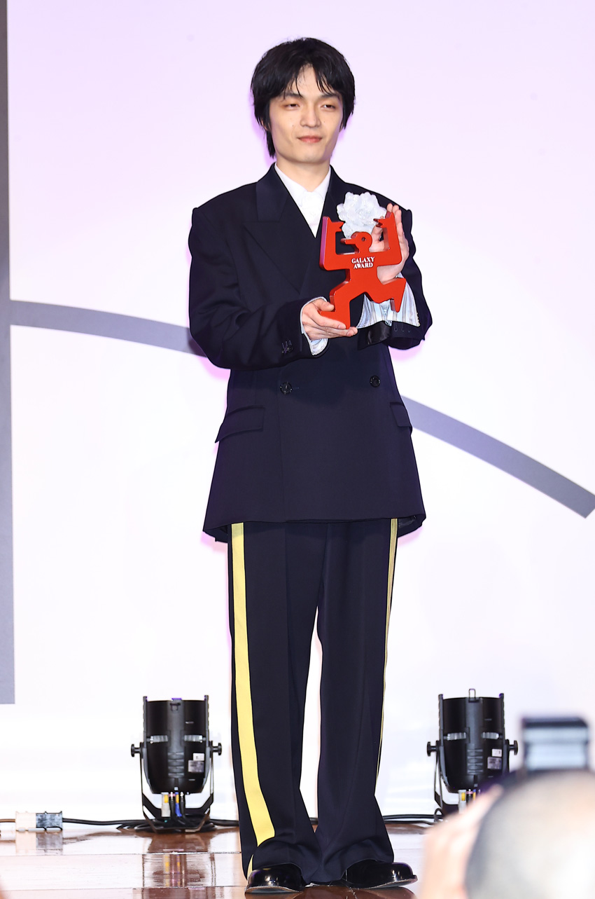 岡山天音『ギャラクシー賞』『テレビ部門』個人賞で「日々お芝居に苦しめられながら楽しみ続けている」2