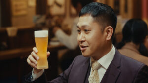 ドンデコルテ「キリン一番搾り生ビール」CM起用！渡辺銀次「私は贅沢が怖い……」5
