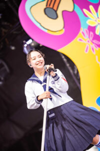 新しい学校のリーダーズ『ごぶごぶフェスティバル2026』DAY1でパフォーマンス！浜田CEOからプレゼント13