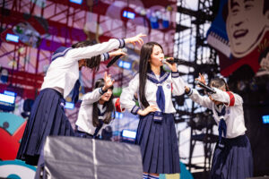 新しい学校のリーダーズ『ごぶごぶフェスティバル2026』DAY1でパフォーマンス！浜田CEOからプレゼント20