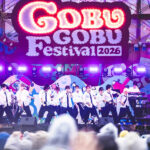 INI「ごぶごぶフェスティバル2026」雨を楽しむ8曲パフォーマンス