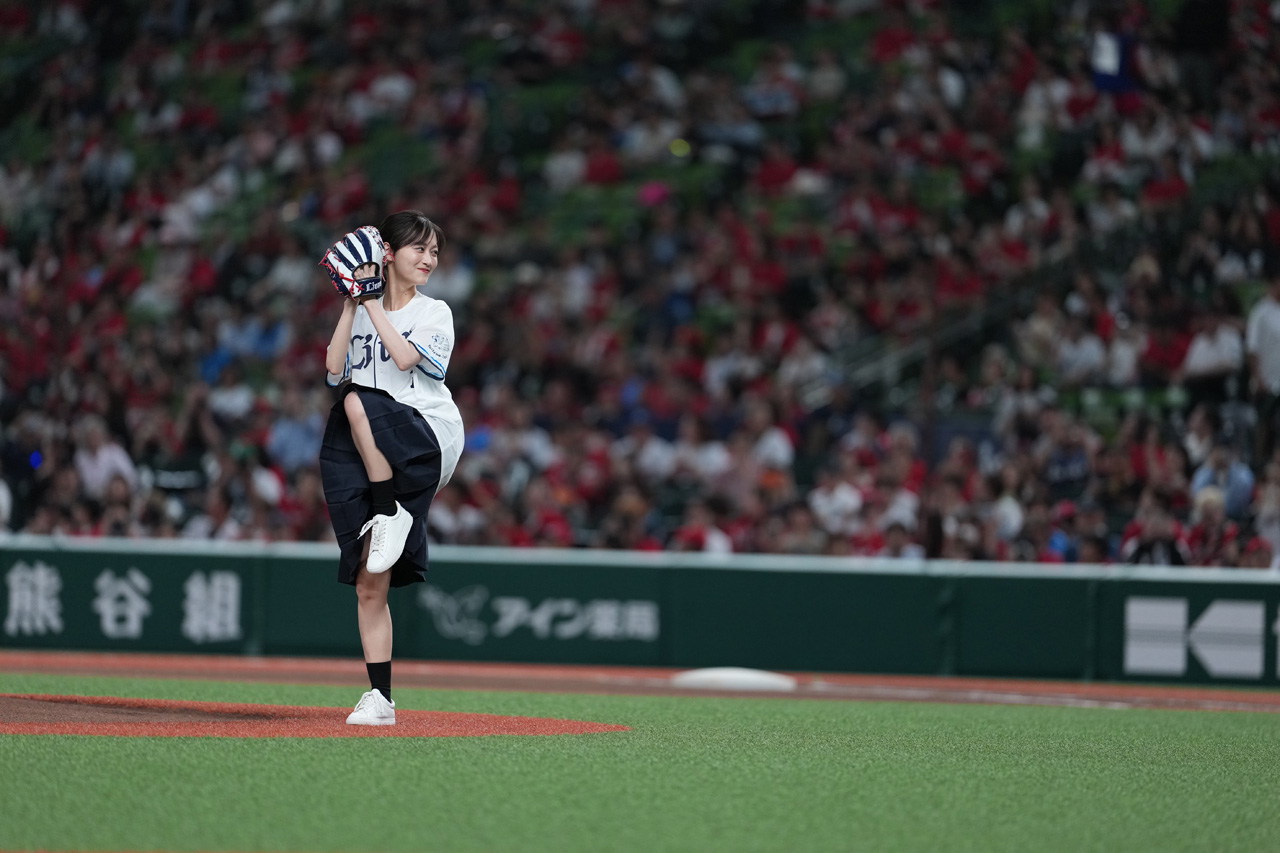 山下美月ベルーナドーム西武VS広島セレモニアルピッチ登板!「楽しく投げることができました」5