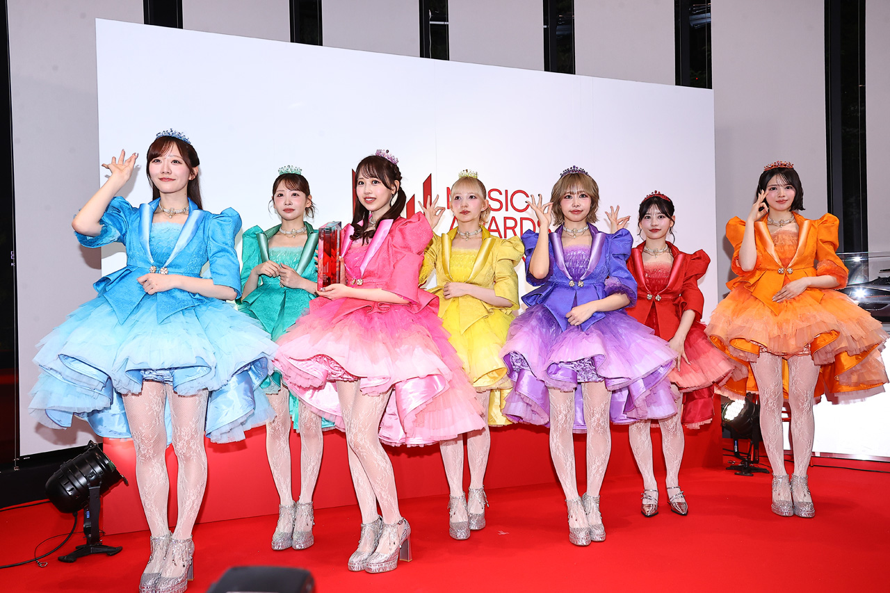 FRUITS ZIPPER「MUSIC AWARDS JAPAN 2026」最優秀ガールズアイドルカルチャーアーティスト賞受賞直後会見1