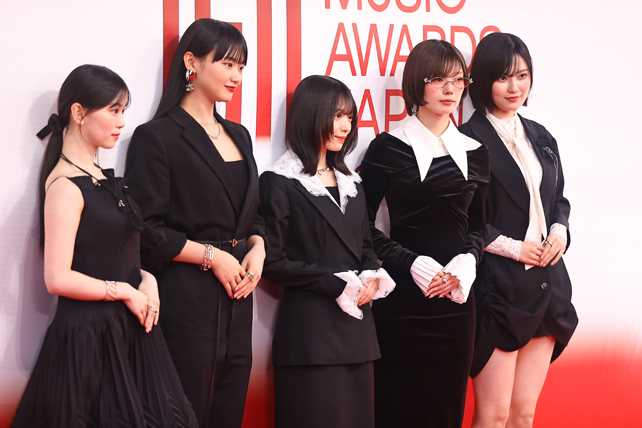 櫻坂46・山崎天、藤吉夏鈴、森田ひかる、的野美青、山下瞳月「MUSIC AWARDS JAPAN 2026」レッドカーペットに1