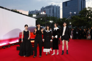 櫻坂46・山崎天、藤吉夏鈴、森田ひかる、的野美青、山下瞳月「MUSIC AWARDS JAPAN 2026」レッドカーペットに22