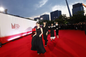 櫻坂46・山崎天、藤吉夏鈴、森田ひかる、的野美青、山下瞳月「MUSIC AWARDS JAPAN 2026」レッドカーペットに26