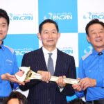 クラシアンCMで“AI森末慎二”＆原田泰造！「本当に攻めた会社」