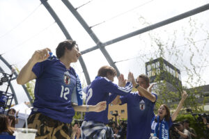 JI BLUE白岩瑠姫・西洸人 渋谷でサッカー日本代表戦パブリックビューイング!勝利に大歓声4