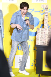 M!LK・塩﨑太智「ギャギャギャ」と「尻尾ピピピピ」身体で表現！曽野舜太、吉田仁人とジャンボイベ12