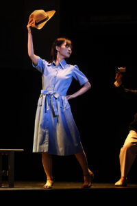 『成瀬は天下を取りにいく』ゲネプロ！山下美月さまざま衣装やけん玉、セット、劇伴など8