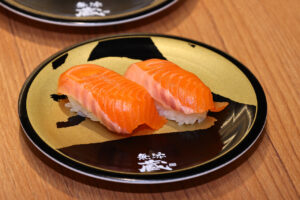 くら寿司『無添蔵 新宿店』内覧!北海道&福井の朝〆“新幹線魚”とお茶メニューで新鮮味3