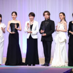 浜辺美波、前田敦子、堂本光一ら「第37回 日本 ジュエリー ベスト ドレッサー賞」授賞式に