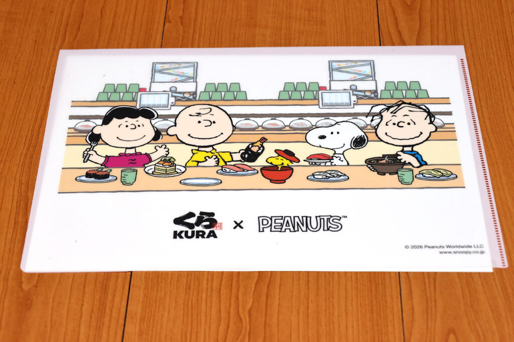 くら寿司 PEANUTSコラボキャンペーンクリアファイルと寿司皿公開!関係者に聞く第1弾の反響は18
