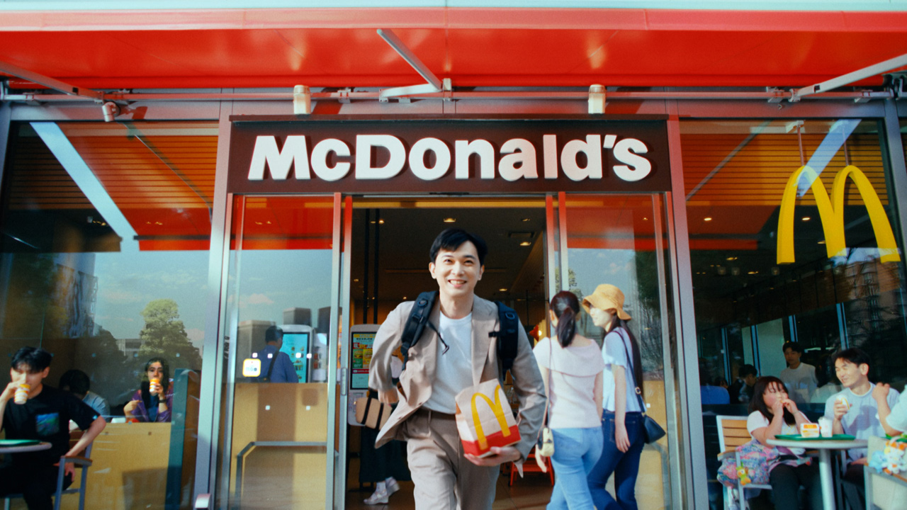 吉沢亮マクドナルド「ポケモン30周年バーガー」CM任される!カメラ越える全力ダッシュ【原稿ロング】4