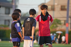 『久保建英 JAL Special Soccer Lesson 2026』FC 東京 小平グラウンドで86人前に開催13