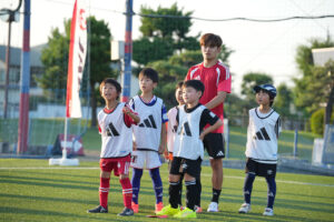 『久保建英 JAL Special Soccer Lesson 2026』FC 東京 小平グラウンドで86人前に開催21