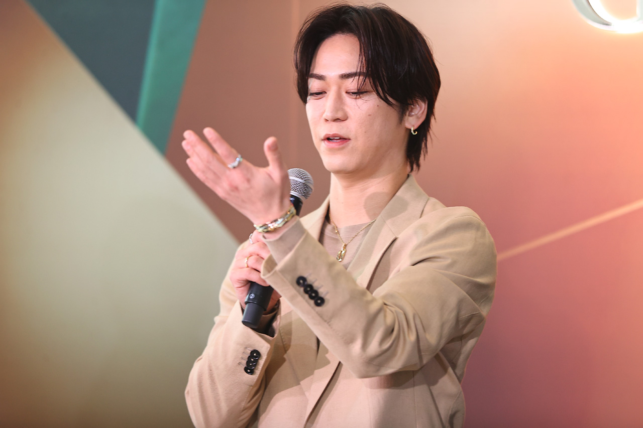 亀梨和也「大人気なかった」と苦笑い!「ローレンス グラフ シグネチャー コレクション」イベ1