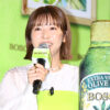 若槻千夏『BOSCO OLIVE OIL 味わうアート展 ～食卓彩る、早摘みのグリーン～』お客さま第1号に