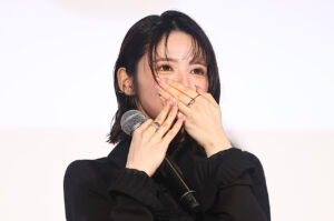 鎮西寿々歌「FRUITS ZIPPER」6人からサプライズ祝福に涙!「“コワイイ”ものを観て」6