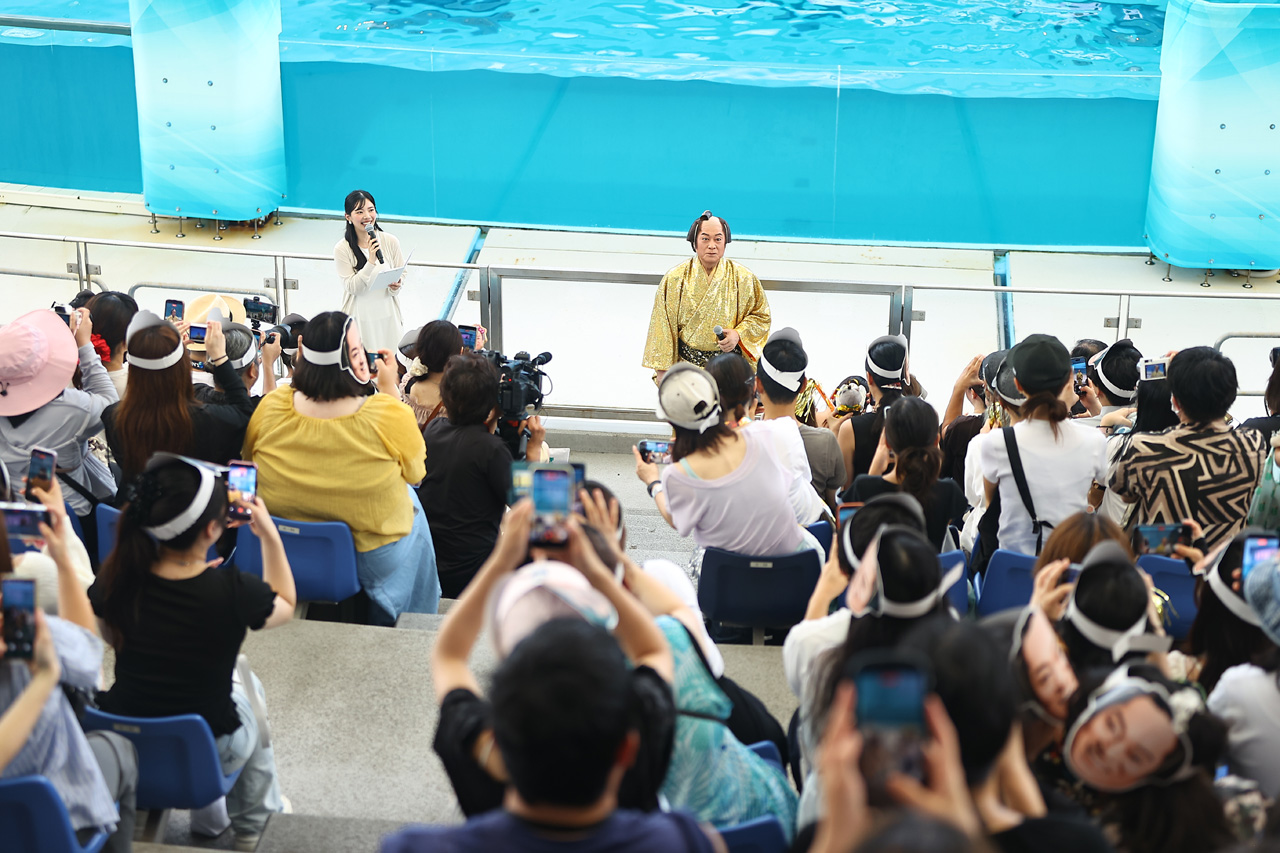 松平健 八景島シーパラダイス来島!晴れ男ぶり発揮や年齢制限アトラクション“6歳児に変身”で楽しむ25