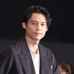 松村北斗『白鳥とコウモリ』で「時の流れ方が変わる」シーンアピール！「僕にとって救い」の部分