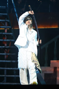 岡宮来夢 帝コンで刀剣乱舞楽曲で歌唱&堂本光一と斬りあい!「混ぜるな危険」を混ぜちゃった?5