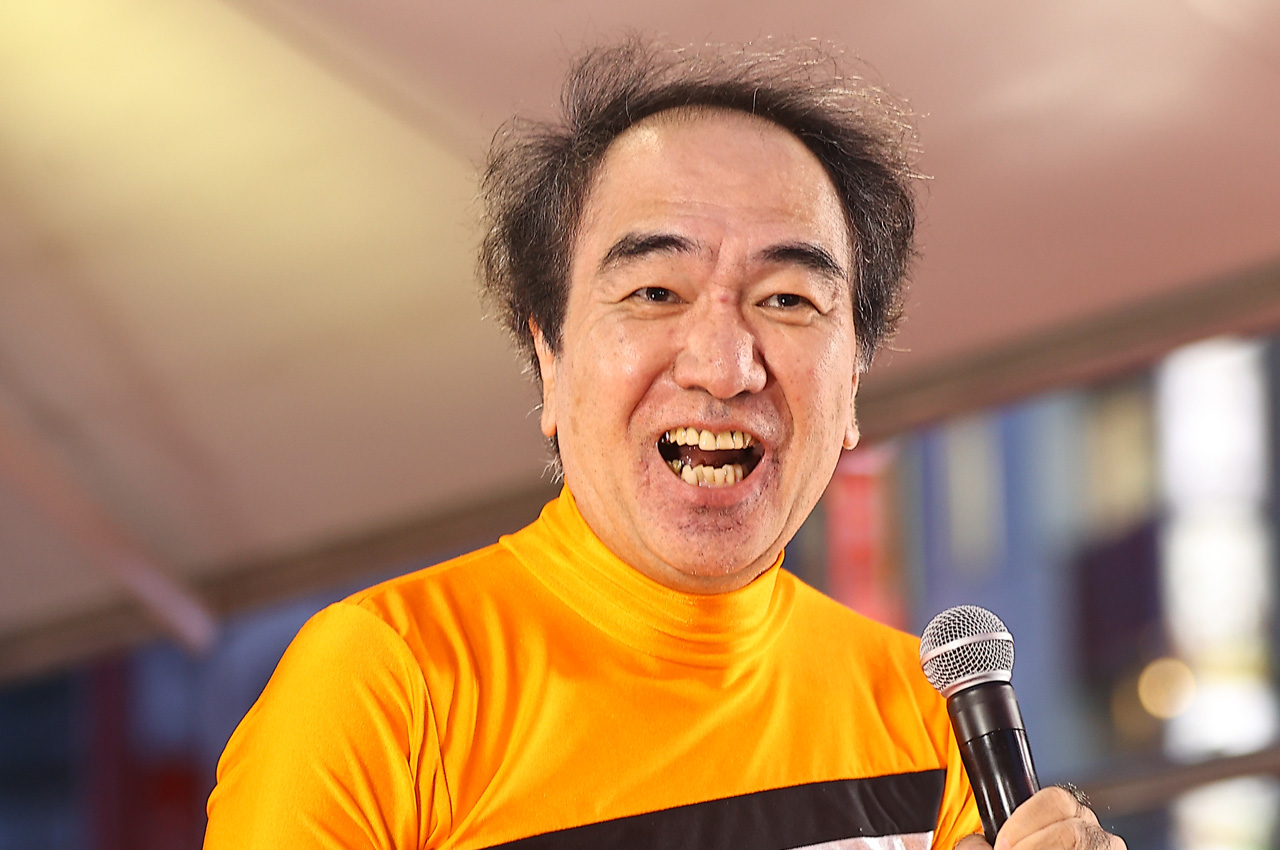 江頭2:50渋谷109前で大暴れでギャラリー騒然!「第7回 渋谷盆踊り」で明治とコラボでプロフェッショナルぶり発揮7