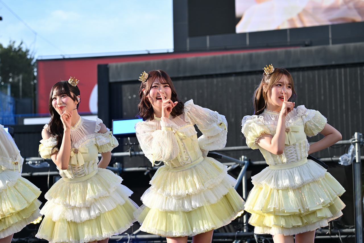 ≒JOY「神宮外苑花火大会」神宮球場ステージトップバッター!6曲パフォーマンス1