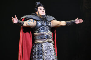 山口祐一郎 舞台『キングダムⅡ』の存在感!三浦宏規と高野洸語る王騎将軍の凄まじさ3