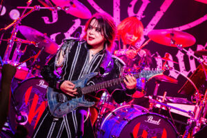 ダミアン浜田陛下率いるDamian Hamada's Creaturesワンマン『THE WORST 10』開催2