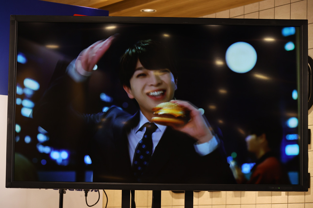 M!LK塩﨑太智 初マクドナルドCMはスーツ姿で!「植物を育てること」に最近全力【原稿ロング】4