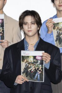 「MAZZEL 1st photobook with ZEAL」公式レポート公開！EIKI「タイでもモテモテ」4