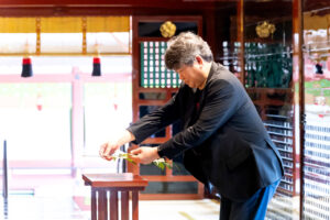 「踊る大捜査線 N.E.W.」織田裕二ら太宰府で願掛け!本広克行監督「いつまでも『踊る』を作れますように」5