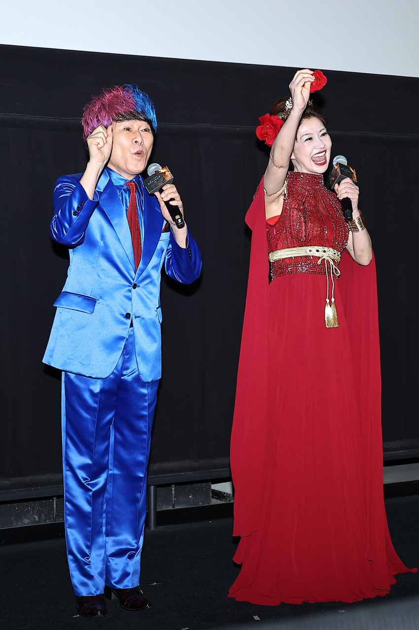 かつみ さゆり・さゆり「なにわのアン・ハサウェイです!」な王妃姿!嘉門タツオと『オデュッセイア』トーク1