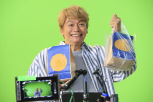 香取慎吾マクドナルドCM初登場!小学5年生の頃に「みんなで取り合い」懐かしげ14