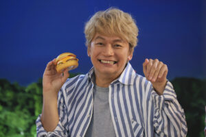香取慎吾マクドナルドCM初登場!小学5年生の頃に「みんなで取り合い」懐かしげ15