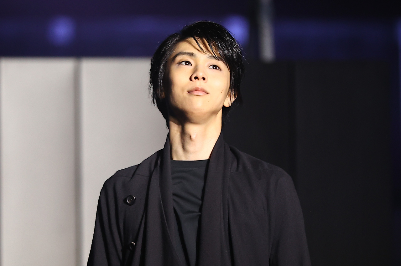 羽生結弦選手 華麗なスケーティングで「ハイアール・AQUA新製品」お披露目5