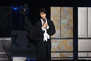 羽生結弦選手AQUAのCMとハイアール動画画像公開!足は90度以上上げる方が楽?21
