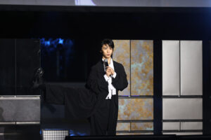 羽生結弦選手AQUAのCMとハイアール動画画像公開!足は90度以上上げる方が楽?22
