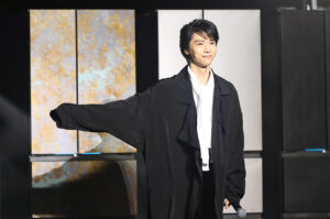 羽生結弦選手AQUAのCMとハイアール動画画像公開!足は90度以上上げる方が楽?27