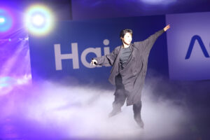 羽生結弦選手「ハイアール・AQUA新製品」スケーティング！お披露目の瞬間写真31枚掲載39