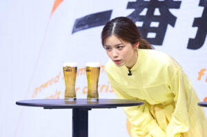 堤真一 酒税改正日に『キリン一番搾り生ビール』イベで「ビール史に残る日」有村架純、賀来賢人、小芝風花と10