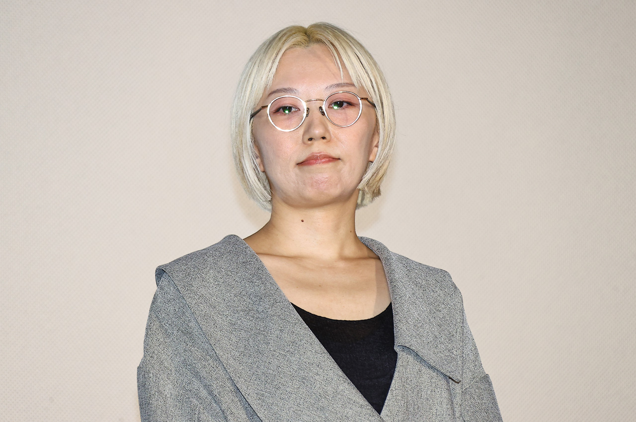 井口理 俳優活動がKing Gnuにどう還元?『逃げろお嬢さん』深川麻衣 アイナ・ジ・エンドと練った作戦?2