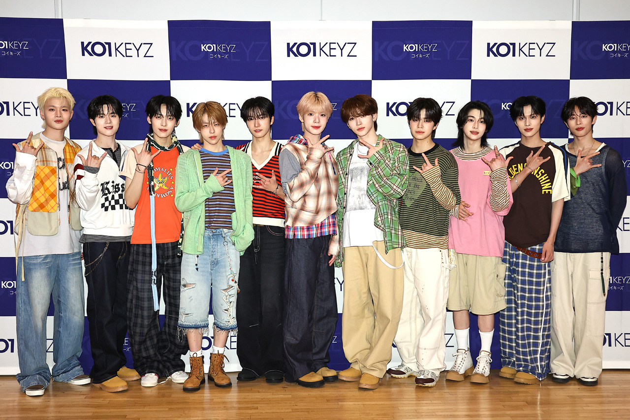 KO1KEYZデビュー前日に『KO1KEYZ DEBUT SHOWCASE』開催!壁ドンゲームやパフォーマンスで魅せる8