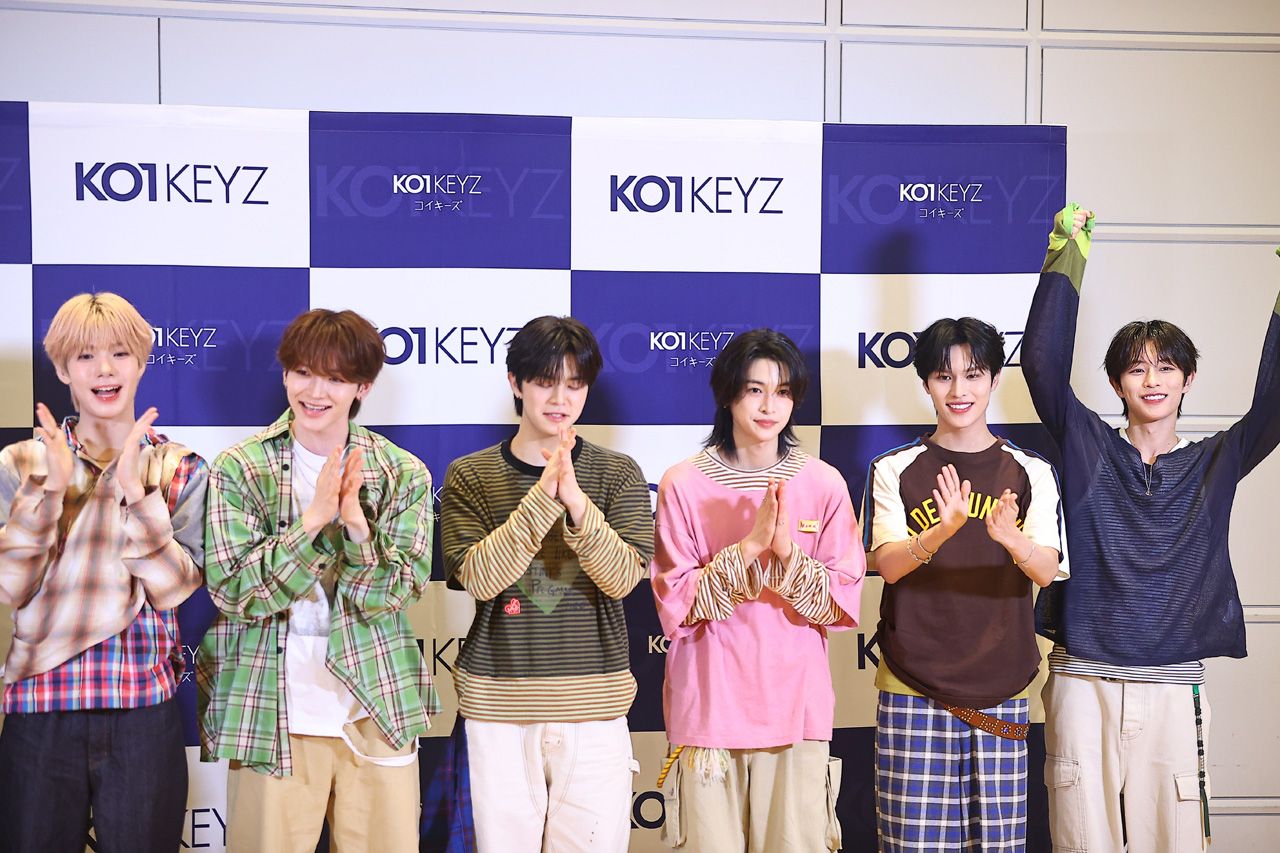 KO1KEYZデビュー前日に『KO1KEYZ DEBUT SHOWCASE』開催!壁ドンゲームやパフォーマンスで魅せる17