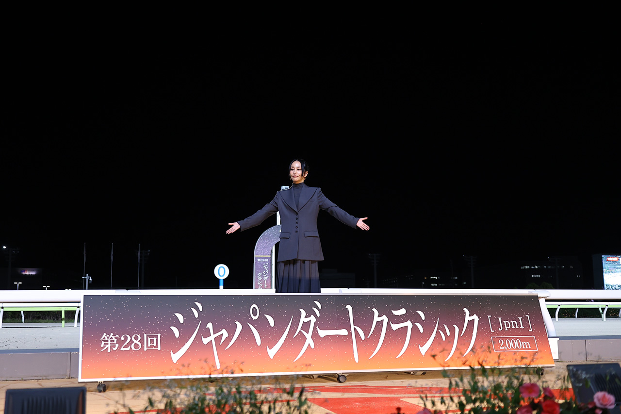 中島美嘉 初大井競馬場冠レースで“誕生日馬券”炸裂!「ジャパンダートクラシック」横山武史騎手祝福3