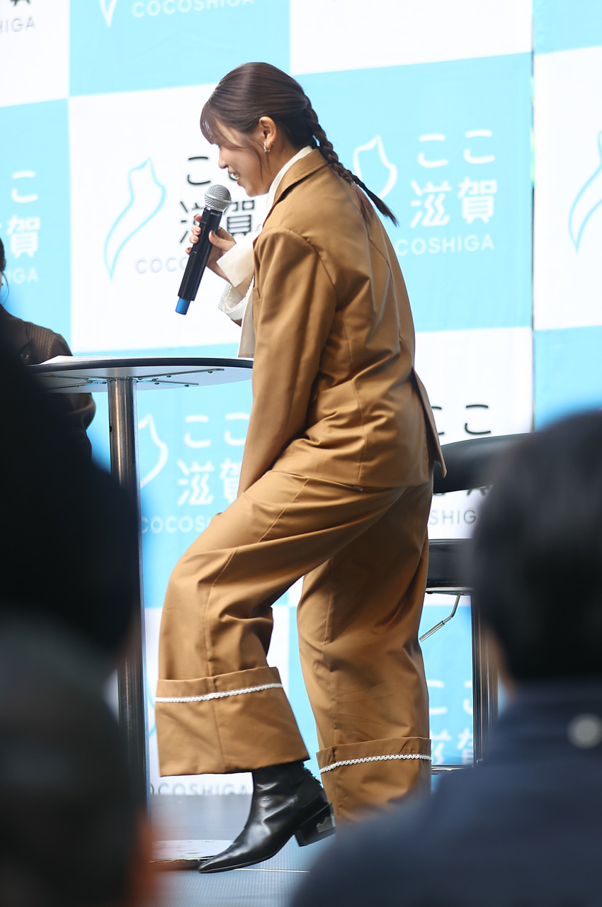 滋賀県出身の武元唯衣 ここ滋賀で『ひこにゃんと応援!彦根城を世界遺産に!』イベ!「ついにか!」大喜び2